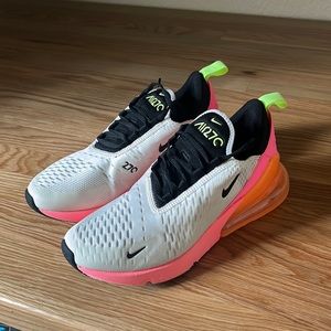 Womens Nike Air Max 270 size 7.5 Sunset Orange White